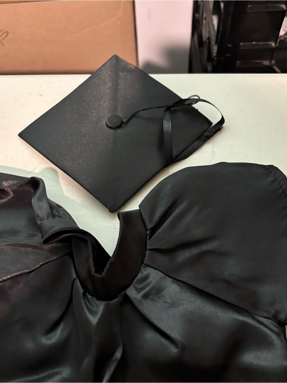 Black Graduation Robe Set with Cap and 'Class of 2011' Sash. Build a bear outfit - Picture 3 of 5